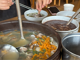 Choegojipkalguksu (최고집칼국수) 1