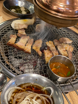 커큐민흑돼지 사진 2