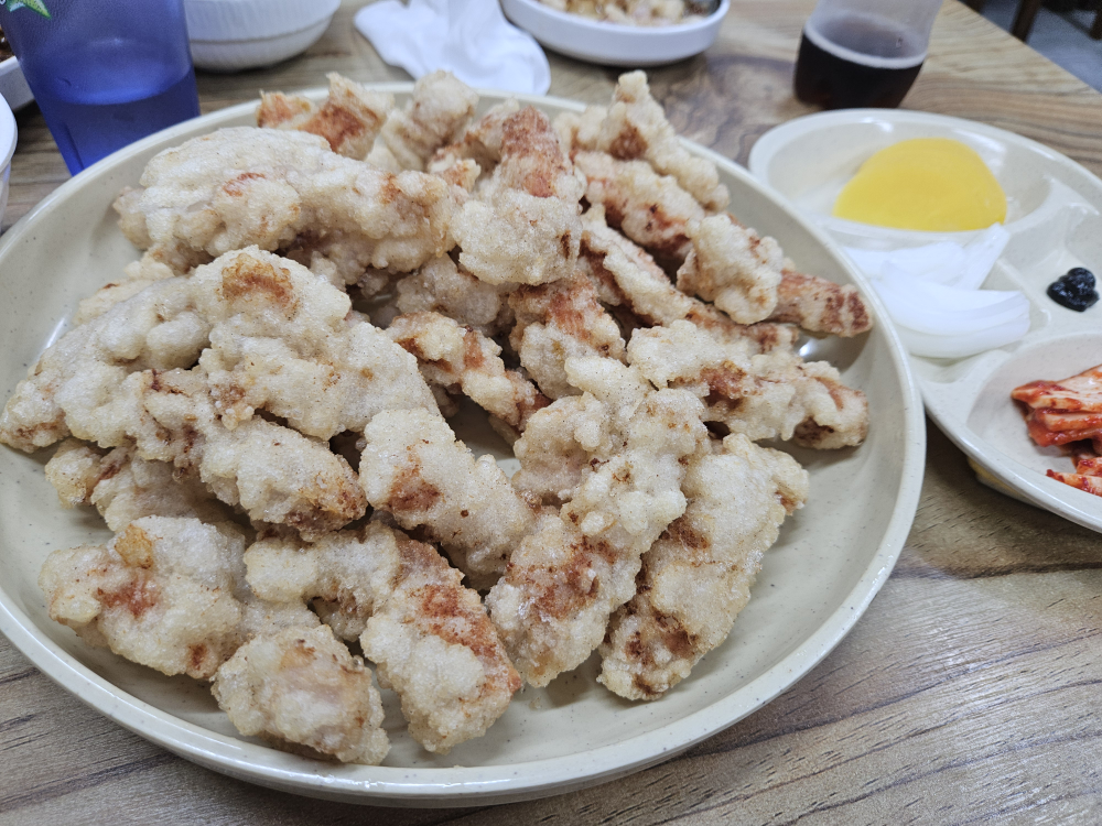 Hwanghujaengbanjjajang (황후쟁반짜장) 1