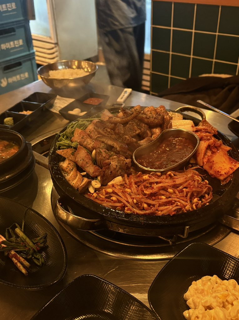 두돼지오산시청점 1