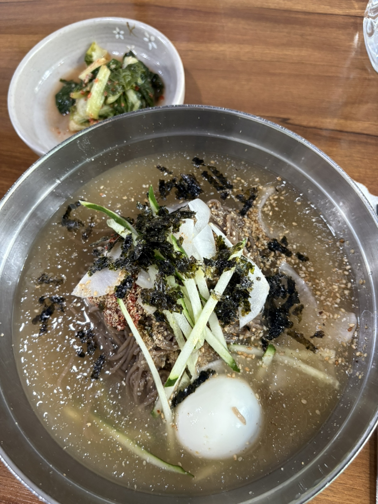 Myeongmunmakguksu (명문막국수) 2