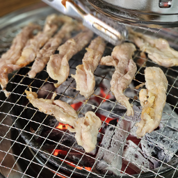 Hayeonsutbuldakgalbi (하연숯불닭갈비) 1