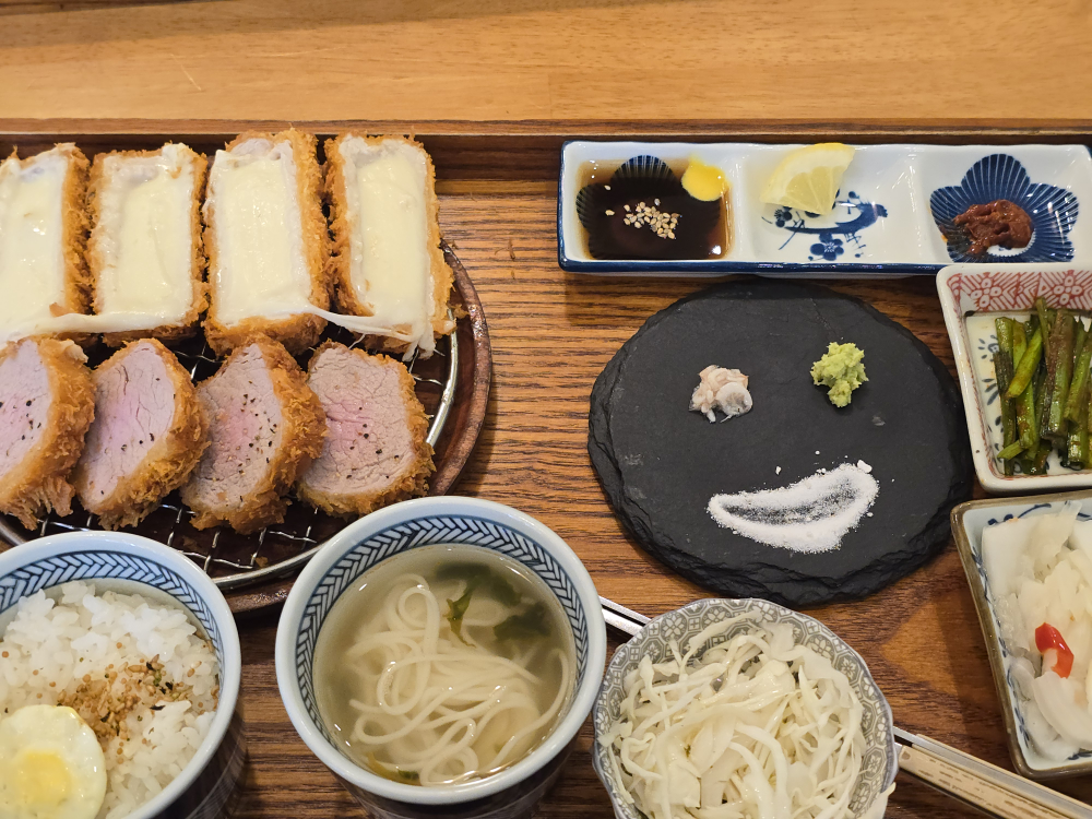 Gyeongyangkacheu seosanjeom 6