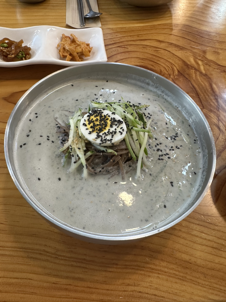 도토리묵집빠 4