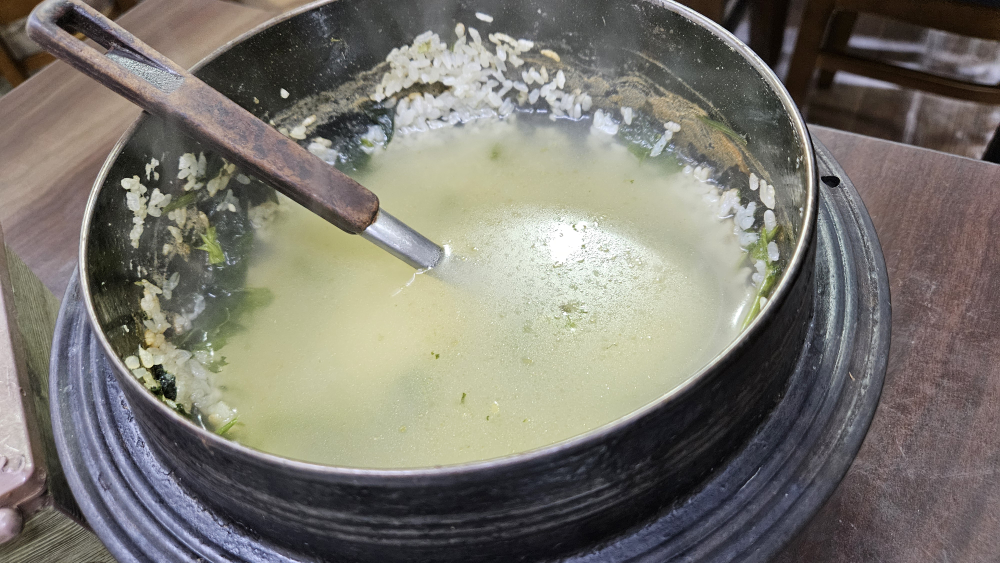 Hanbatsikdang (한밭식당) 1