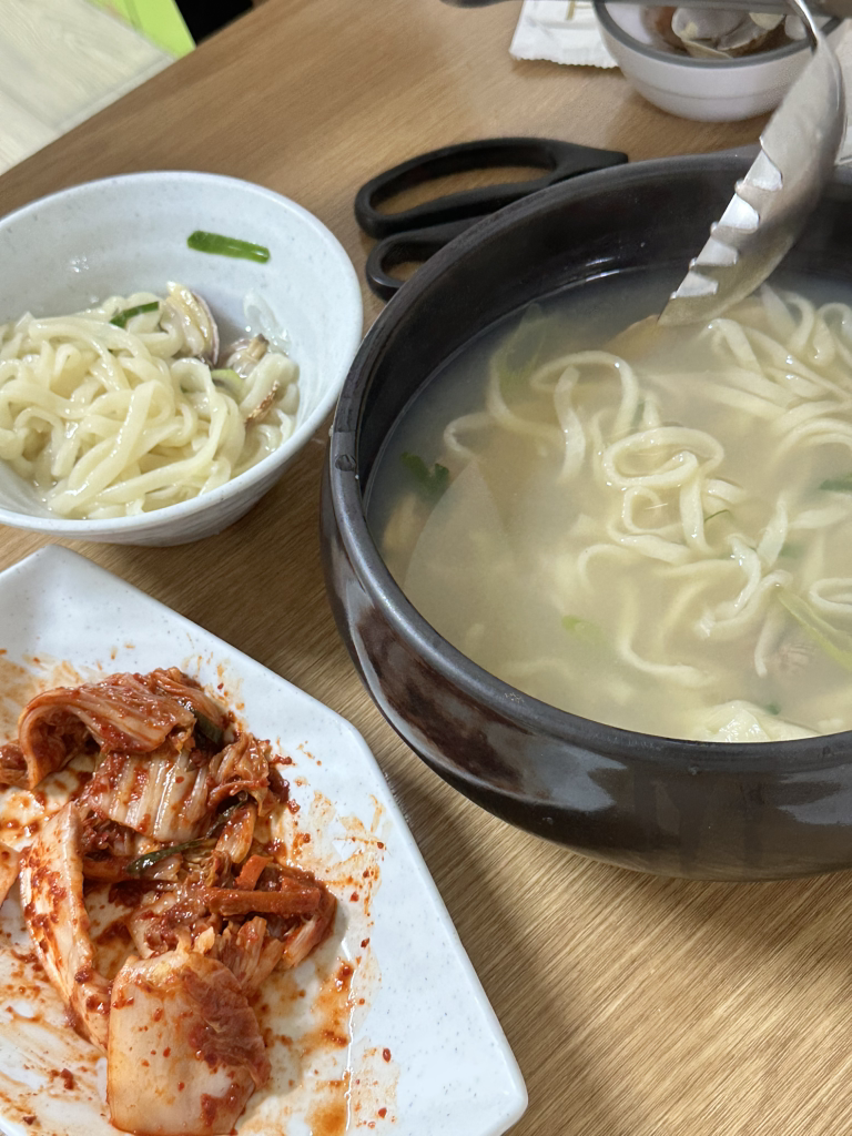 Baekmyeongaekalguksu (백명애칼국수) 2
