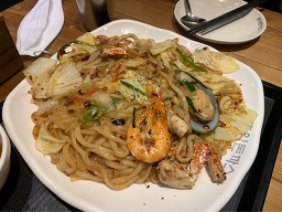 Hongikdonkkaseu (홍익돈까스) 3