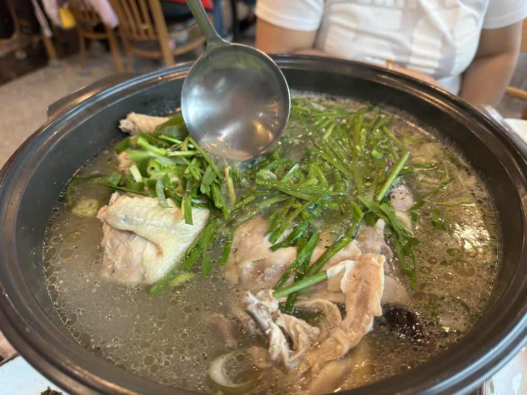 금오산고향촌식당 2