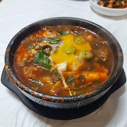 Hadonghoegwan (하동회관) 2