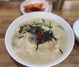 엄지칼국수 대표 사진