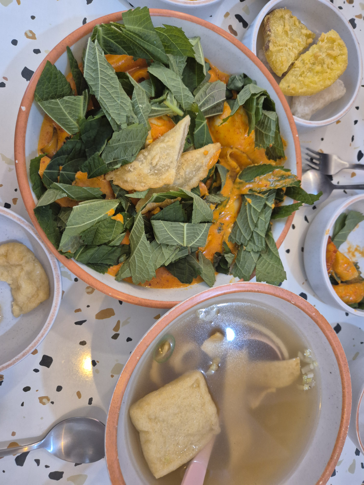 Achasanmaeuntteokboki (아차산매운떡볶이) 3