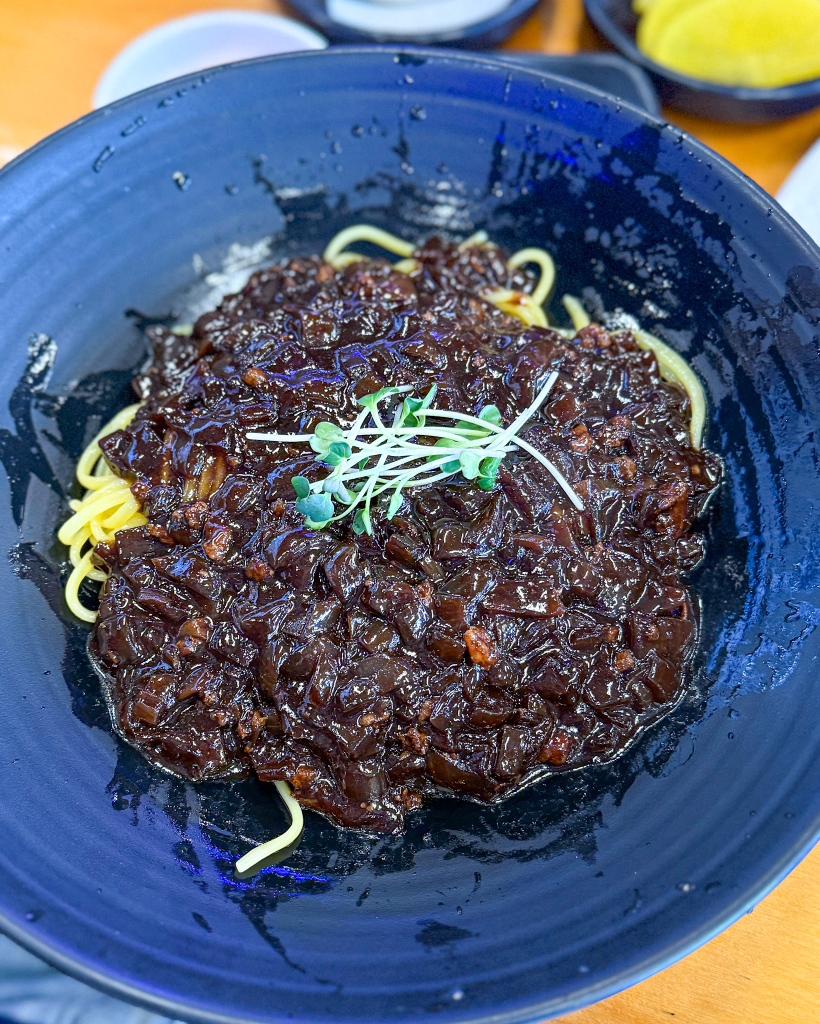 Cheongwadaebanjeom (청와대반점) 2