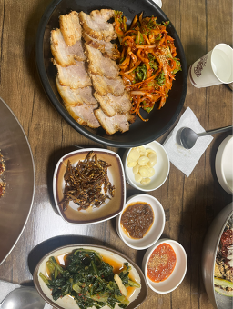 Bongpyeongsangolmemilchon (봉평산골메밀촌) 2