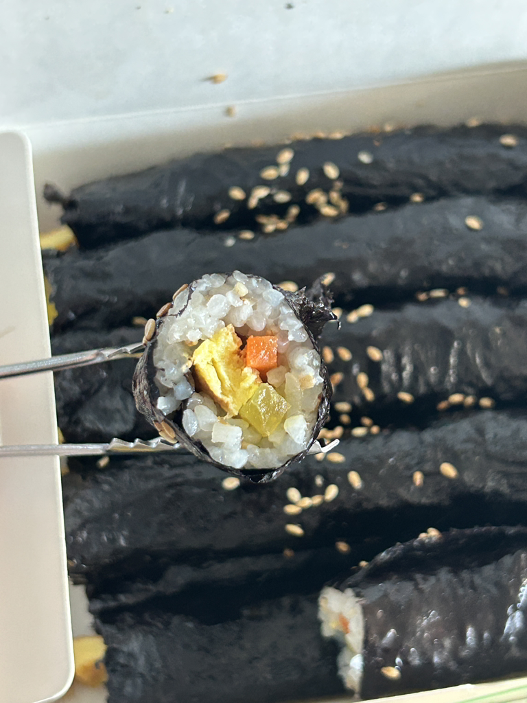 Seonbikkomagimbap (선비꼬마김밥) 2