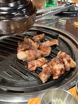 Pyeongchangmatjip gamtan (평창맛집 감탄) 1