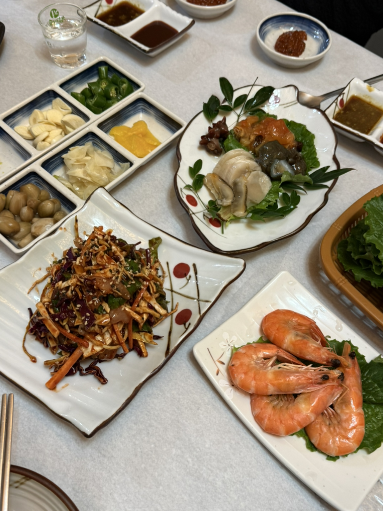 곰소항횟집 4