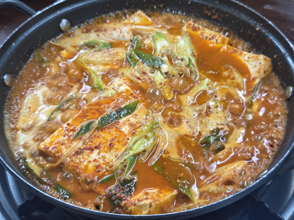 Injemaetdolsondubu (인제맷돌손두부) 1