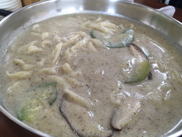 Ogane kalguksu (오가네 칼국수) 3