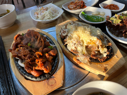 Geumdongsutbulsamgyeopsal (금동숯불삼겹살) 3