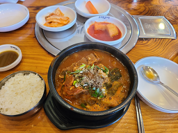 두리맛감자탕 1