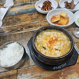 Dowoncheonggukjang (도원청국장) 2