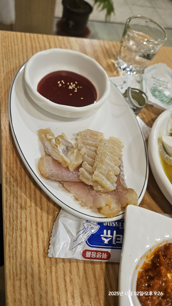 푸짐한 삼겹살 사진 8