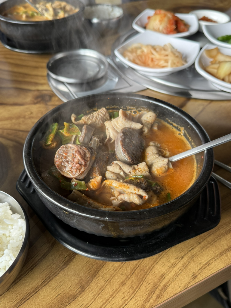 엉또순대백반 사진 2