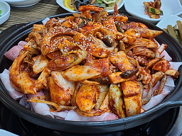 Myeongjihoegwan (명지회관) 1