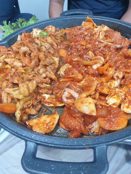 Dalgujisikdang (달구지식당) 3
