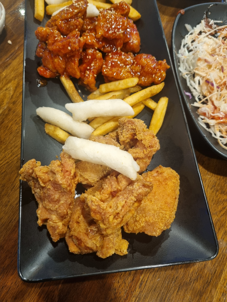 Samtongchikin (삼통치킨) 1