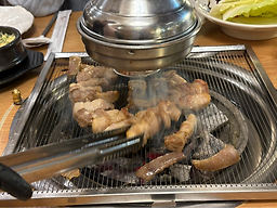 Jisanheukdon (지산흑돈) 1