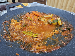 Juwangsanbeoseotbaeksuk (주왕산버섯백숙) 3