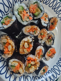 Kkomagimbap (꼬마김밥) 1