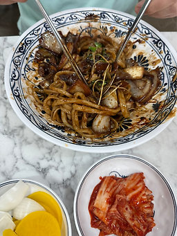 Illosonjjajang (일로손짜장) 3