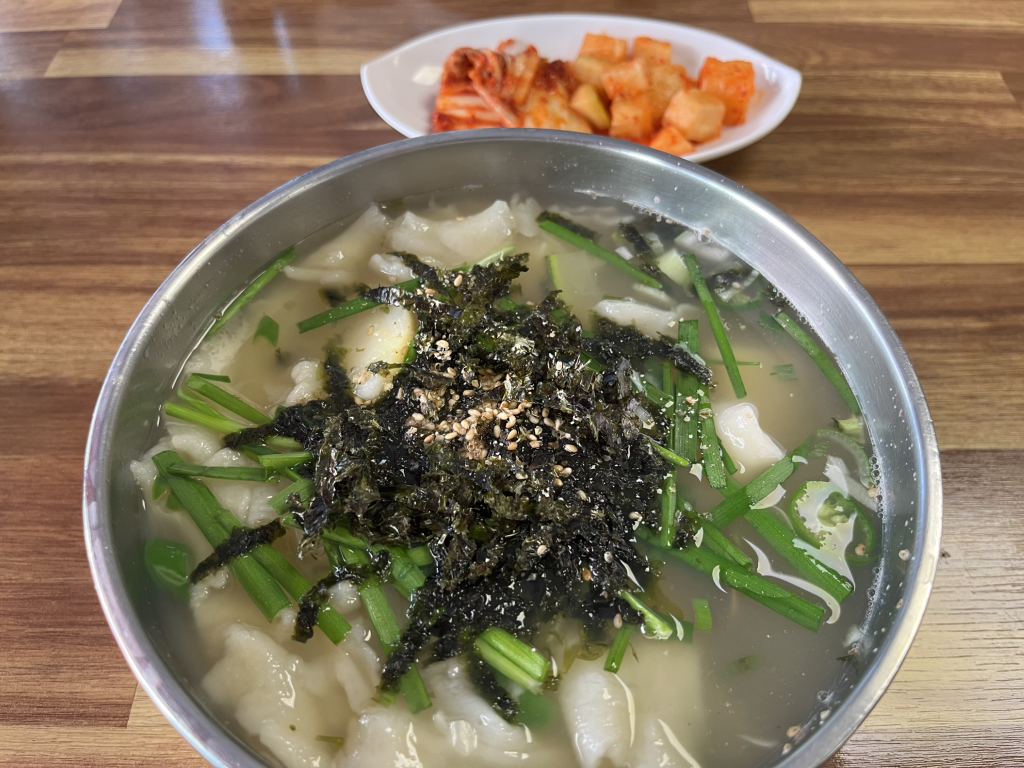 Narutteoguksu (나룻터국수) 3