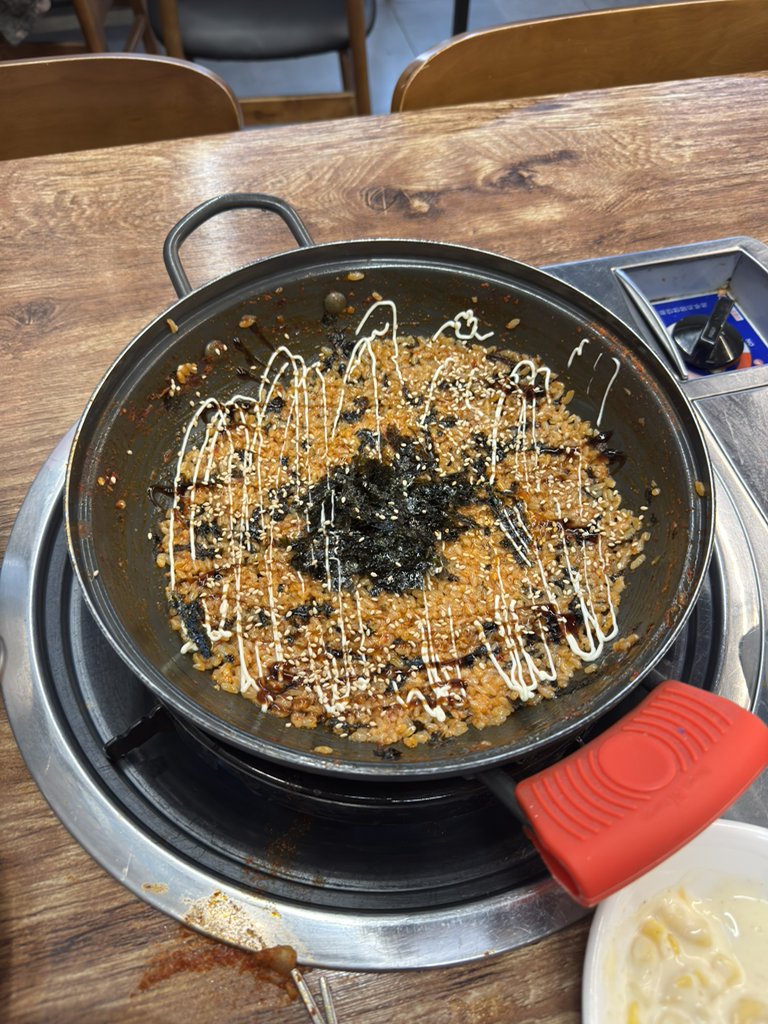 Dakbokeumtanggwakkomak (닭볶음탕과꼬막) 3