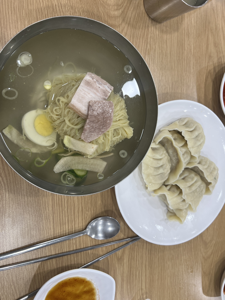 진미평양냉면 본관 사진 2