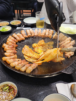 Sotgojip, kapeittu (솥고집, 카페이뚜) 3