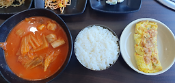 Punggyeongitneunbapsang (풍경있는밥상) 3