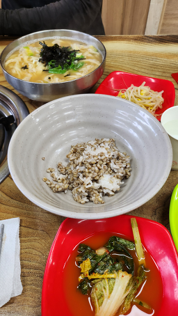 난타해물왕칼국수 1