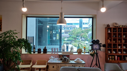 연못카페 2