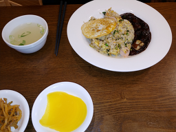 우루루산본점 4