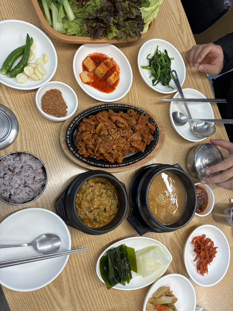 Ssangdunginessambap (쌍둥이네쌈밥) 1