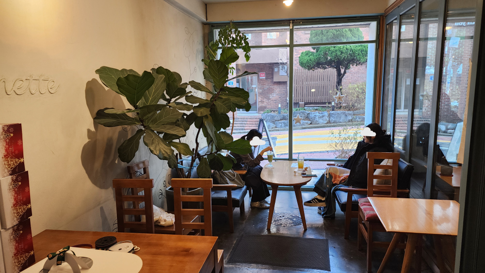 퐁포네뜨 홍대점 사진 7