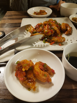홍 사진 8