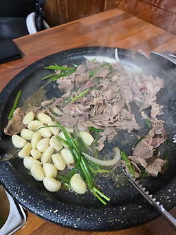 Nangnangorijip (낭낭오리집) 1