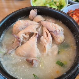 Pungjeonsamgyetang 1
