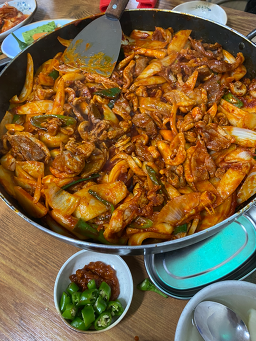 본가백구오리불고기 1