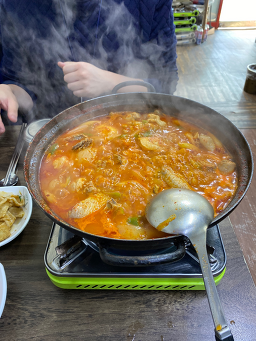 통나무식당 사진 4