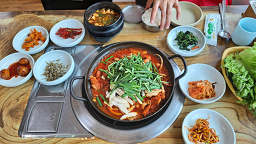 벌나무식당 1
